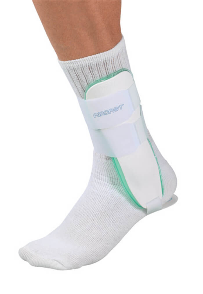Mueller Aircast Sport Ankle Brace 1 Fast Free Shipping Ithaca Sports