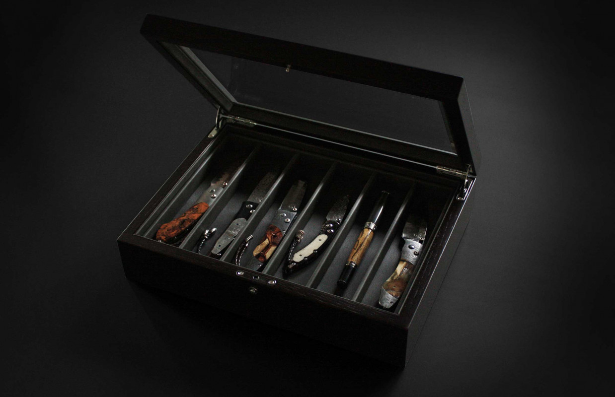 William Henry Knife Display Case Wood/Glass Presentation Box