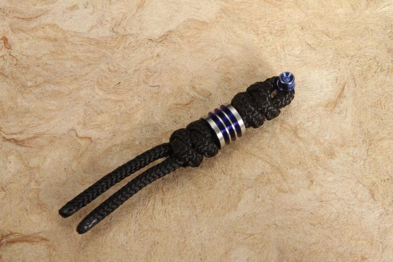 Exclusive Chris Reeve Knives Small Sebenza 31 Blue Ring Lanyard