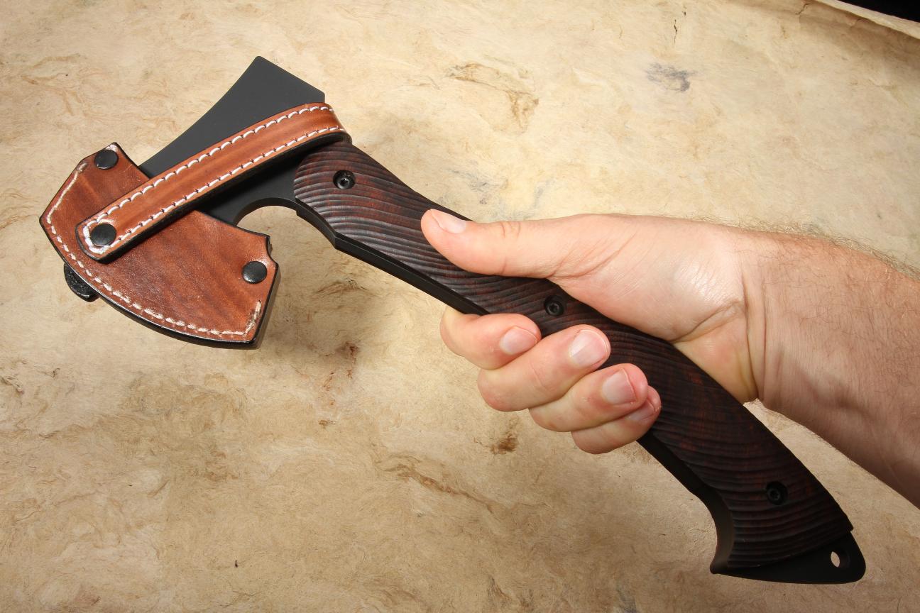 Toor Camp Axe Walnut G10