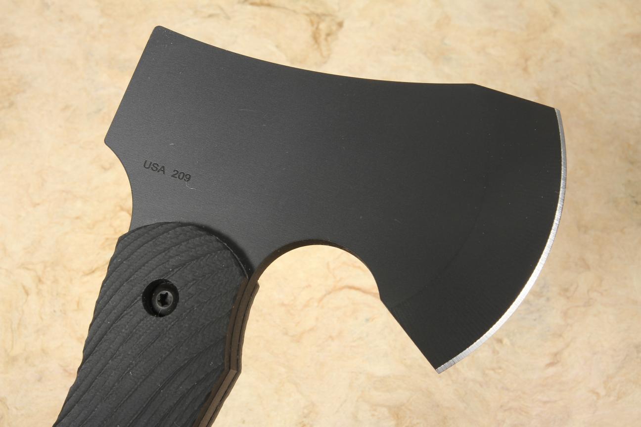 Toor Camp Axe Shadow Black