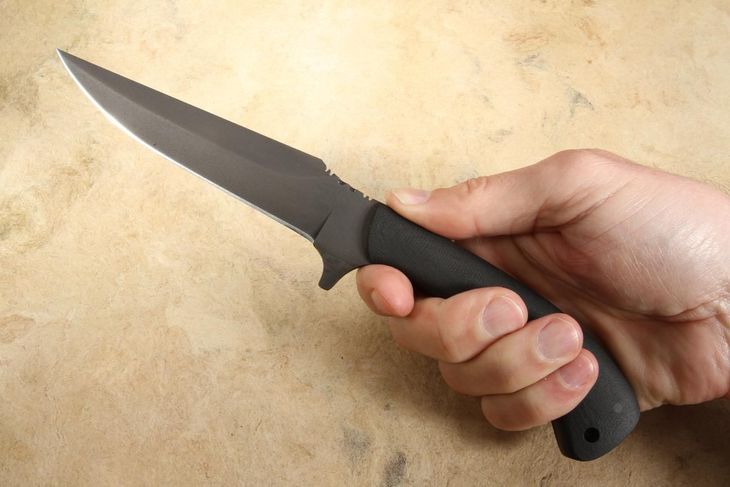 Winkler Shadow Strike - Black Laminate Handle