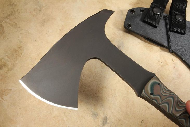 Winkler Ridge Line Hatchet - Sculpted Camo G10