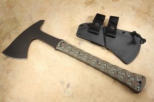 Winkler Ridge Line Hatchet - Sculpted Camo G10