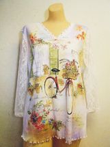 Sold Cactus white bike flowers shirt S or M 