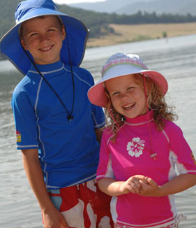 Sunday Afternoon kids swim shirt UV protection rated 50