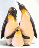 December Diamonds Penguin family figurine statue 6.5"