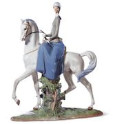 01004516 WOMAN ON HORSE