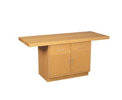 DIVERSIFIED WOODCRAFTS 2-Station Workbench w/0 vises-24 Wt-90/115