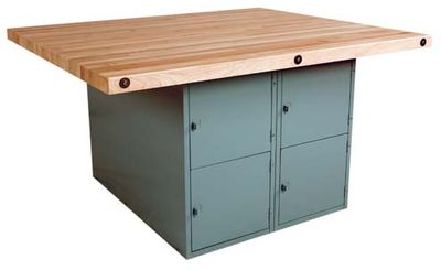 DIVERSIFIED WOODCRAFTS 4-Station Workbench w/vises (Quick Ship)