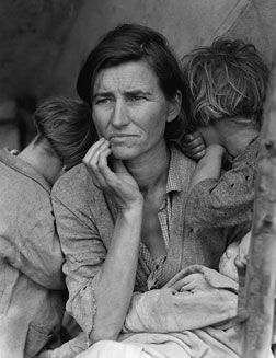 Documenting the Face of America: Roy Stryker and the FSA/OWI Photographers (DVD / VHS)