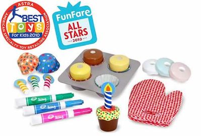 Melissa & Doug Bake & Decorate Cupcake Set - Click to enlarge