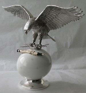 STIPULA  IMPERIAL EAGLE Desk Pen Display - Gold finish