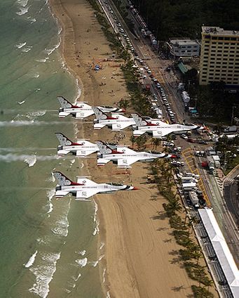 F-16 Thunderbirds Formation Ft. Lauderdale Photo Print