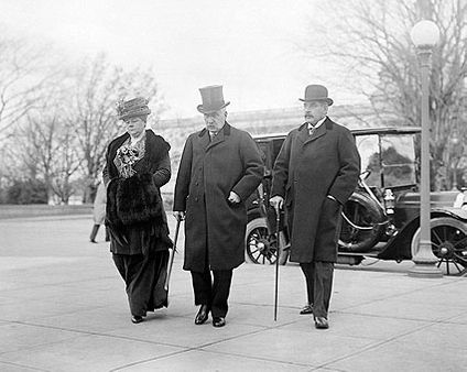 J.P. Morgan, Jr. w/ His Father and Mrs. Herbert Satterlee  Photo Print