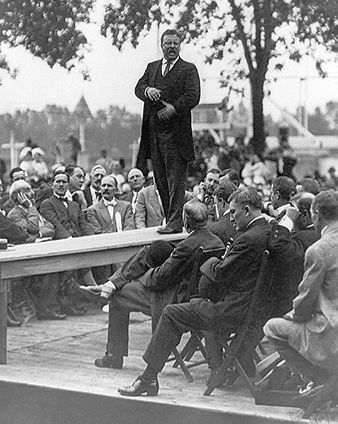 President Theodore Roosevelt Making Speech Photo Print