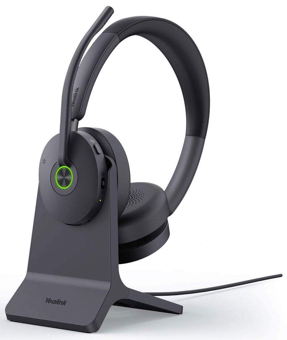 Yealink BH74 UC Bluetooth Wireless Headset w/Charging Stand (1208684)