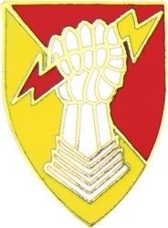 38TH ARTILLERY LAPEL PIN