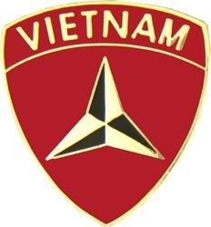 3rd Marine Division Vietnam Veteran Lapel Pin (1 inch)