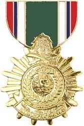 Liberation of Kuwait Medal Hat Pin