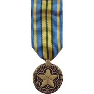 Military Outstanding Volunteer Medal - Mini