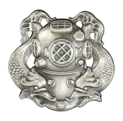 Regulation Navy Diver 1st Class Badge - Oxidized Finish