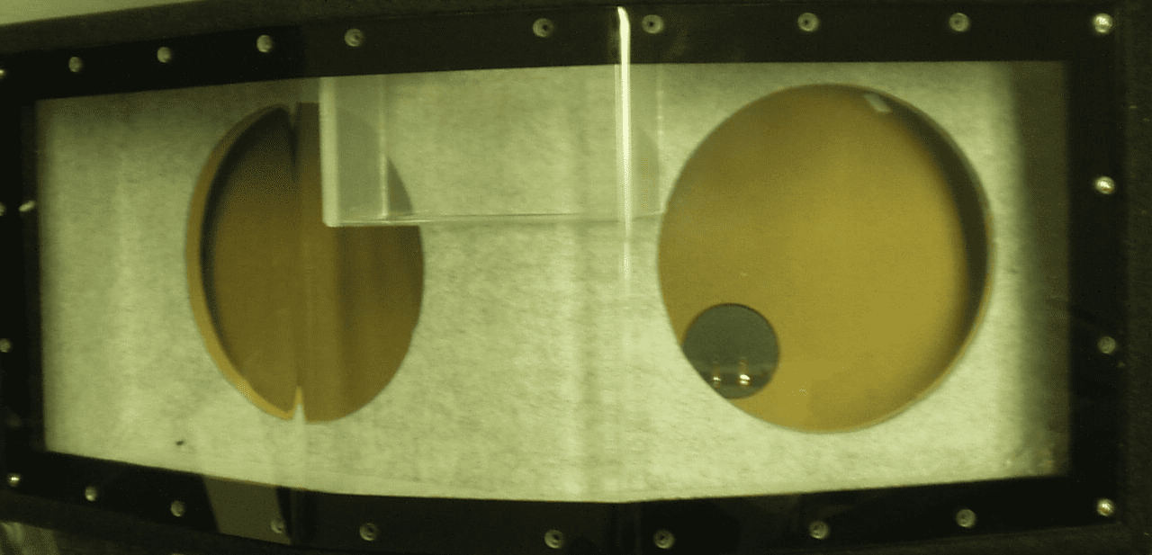 10" Tri-Angled Dual Bandpass w/ Plexiglass