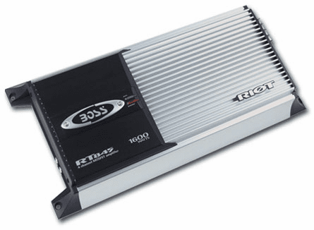4 Channel Mosfet Car Amp - 1,600 Watts Boss Riot RT845