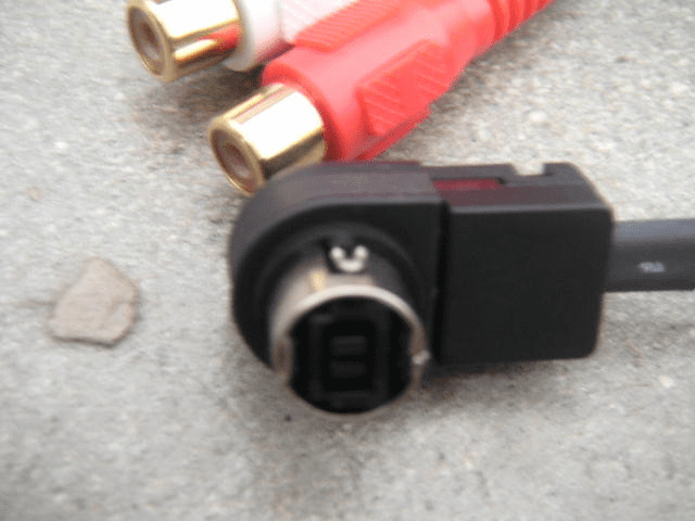 Ai net - to RCA Connection