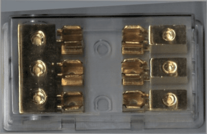 Fuse Block (3)4 Gauge Input (3)8 Gauge Output
