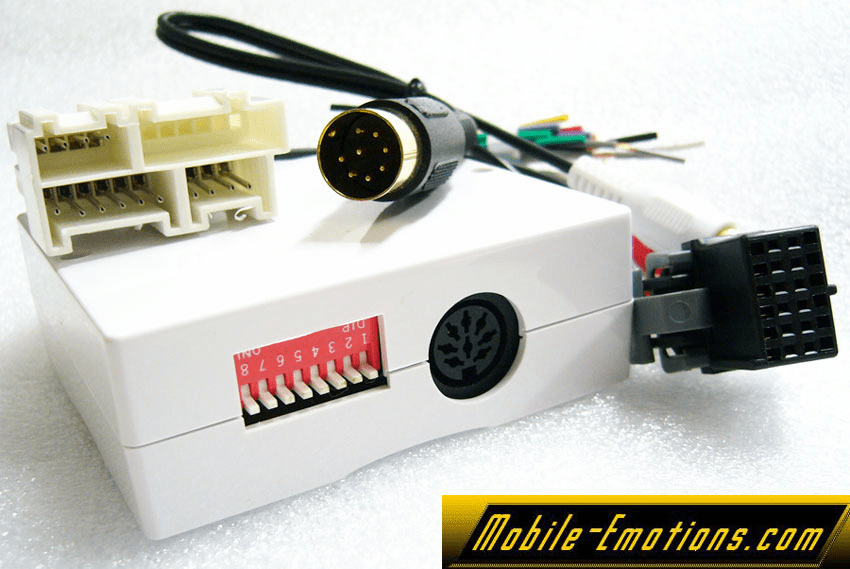 HUMMER OE Intergration Harness AUX Input