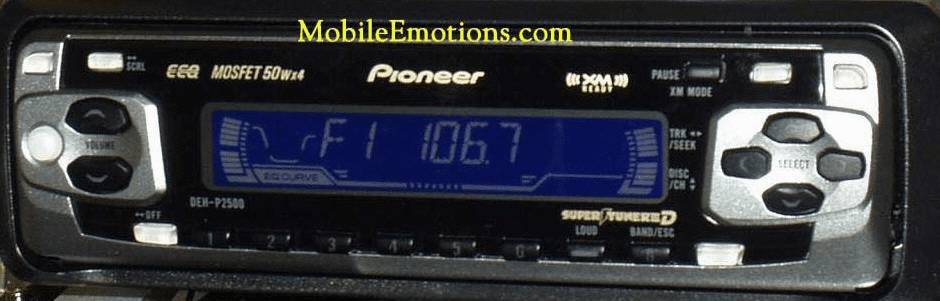 Pioneer DEH-P2500 Car Stereo w/ Remote XM  READY