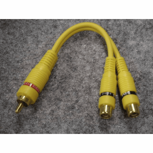 RCA Y Cable Adaptor<br>Boss Audio<br>(2 male to 1 female)