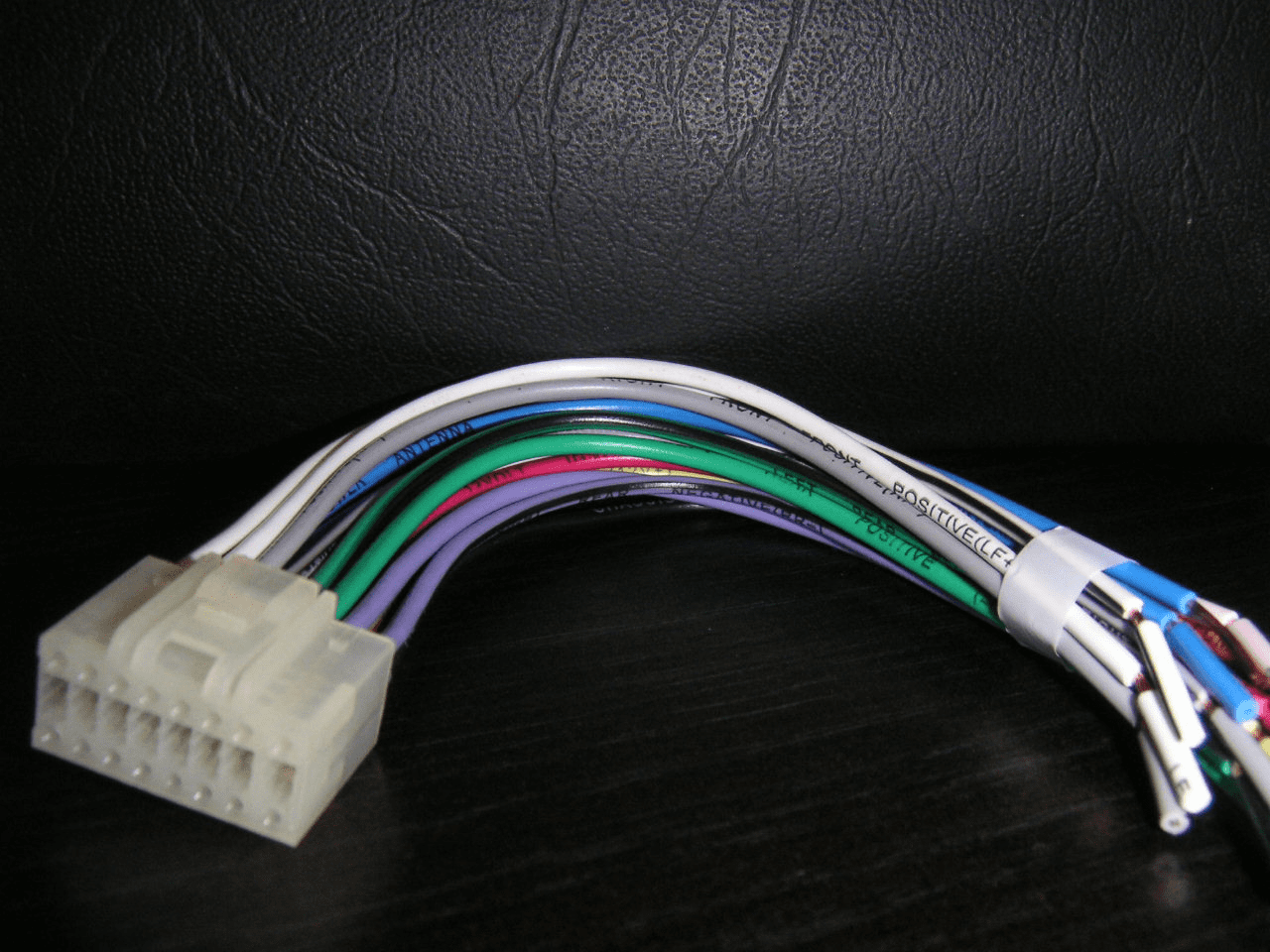 Stereo Wire Harness 16Pin for Eclipse