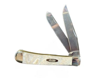 White Pearl Trapper