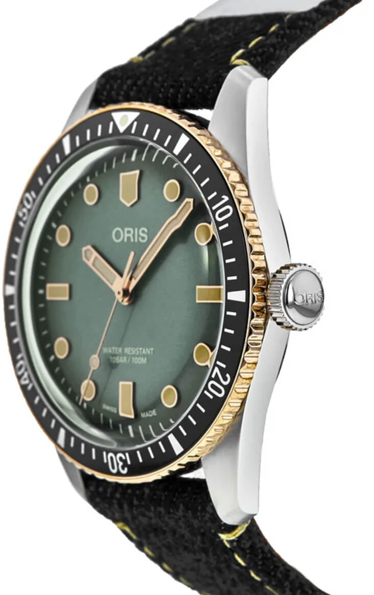 01 733 7707 4337-Set Oris Divers Sixty-Five X Momotaro Mens Watch