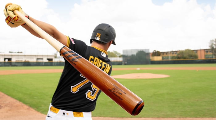 Marucci Pro Exclusive KG01 Maple Bat MVE6-KG01-N/WT (2026)