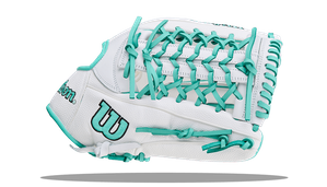 Wilson A1000 Fastpitch Series T125SS 12.5" Outfield Glove WBW103970125 (2026)