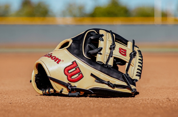 Wilson A2K Series 1724 11.75" Infield Glove WBG07701 (2027)