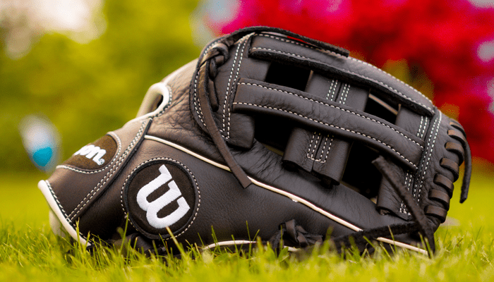 Wilson A700 Fastpitch Series 12" Infield Glove WBW10042412 (2022)
