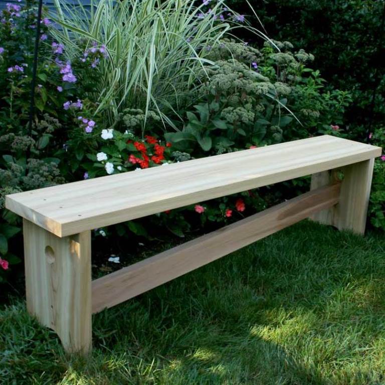 Cedar Wood Traditional Bench with Slant Brace