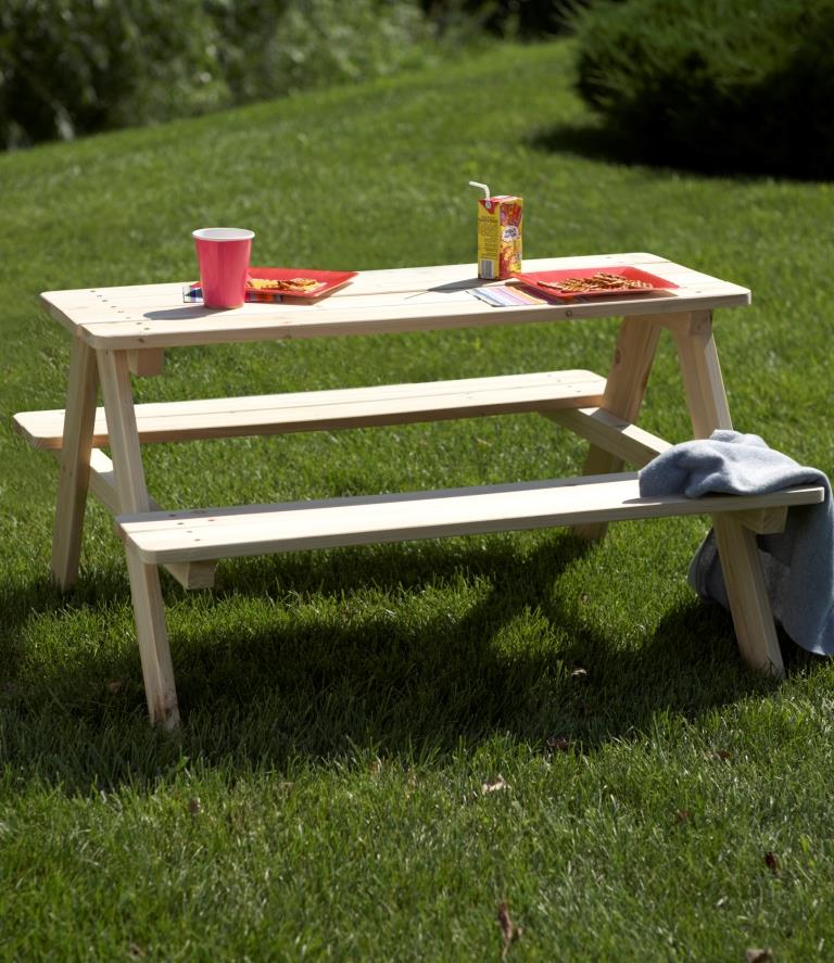 Hemlock Wood Kids’ Picnic Table