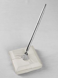 Garbo Wedding Pen