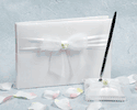 Daisy Wedding Guest Book and Pen: Accessories Daisy Wedding Guest Book and Pen: Accessories