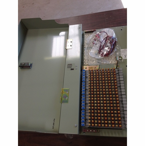 3M 4488-R/100Sd 100Pr 710/Screw Building Terminal    4488R-100Sd