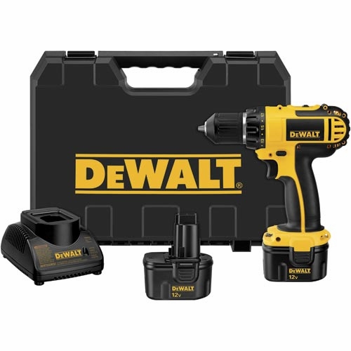DEWALT DC742KA 12V 3/8 inch  (10mm)  CORDLESS COMPACT /DRILL/DRIVER KIT