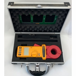 Fluke 1630 Earth Ground Clamp Meter Megger Test Kit Refurbished