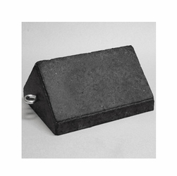 Rainbow Technology Large Wheel Chock Solid Rubber With Eye Bolt 76510