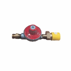 PELSUE 1590-FB Regulator Assembly-LPG Preset to 10 PSI full flow POL 1-1/8 inch nut