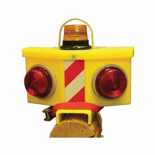 Plastic Techniques  611009P Pole Hauling Light, Stop, Turn & Tail Vehicle Powered & Amber